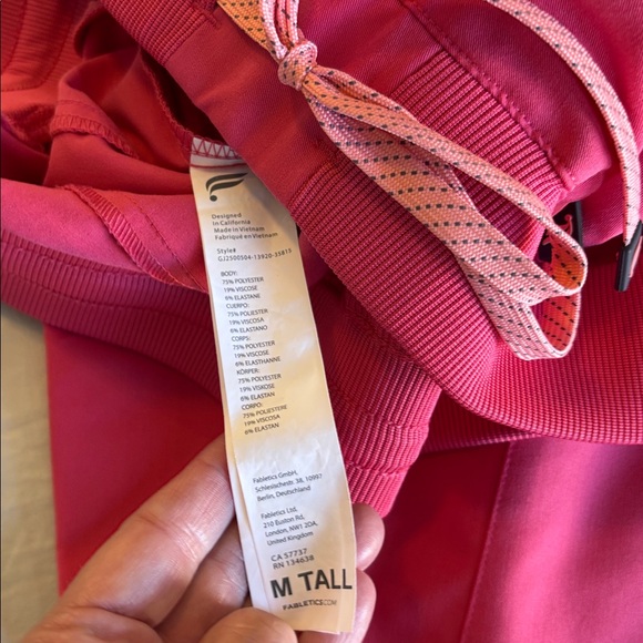 Fabletics Pink Gelato Women's scrub joggers only - Picture 4 of 5